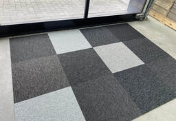 Vous recherchez des dalles de moquette Interface? Budget Mix Boucle dans la couleur Grey est un excellent choix. Voir ceci et d