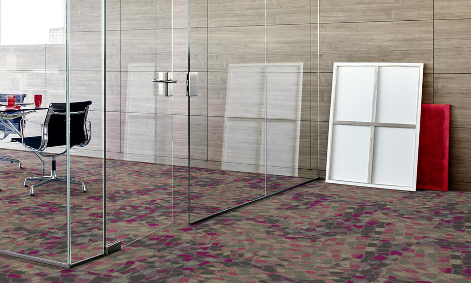 Dalles de moquette violettes / 